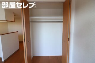 （反転写真）たっぷり収納できるクローゼットです。