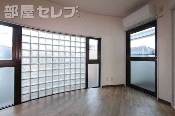 下駄箱だよ。