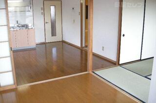 広々としたお部屋です。