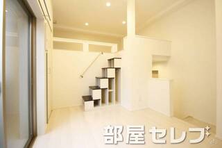 違う角度からの寝室。
