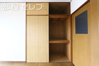ゆったりとした収納です。