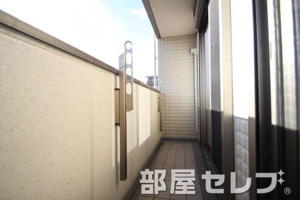 バルコニー。