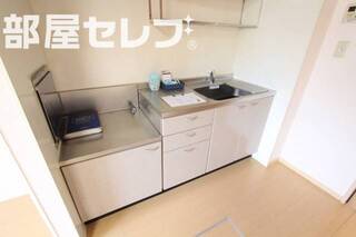 キッチン収納も充実しております