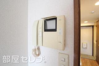 モニターホンがついてます。