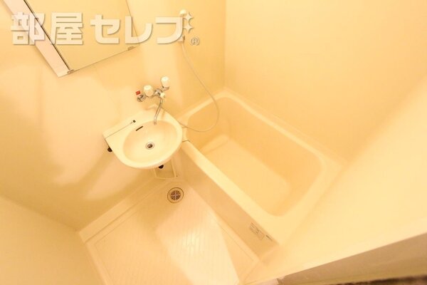 シンプルなお風呂です。