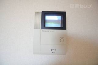 ※102号室内装写真参照