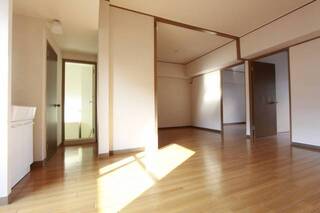 ＊401号室参照