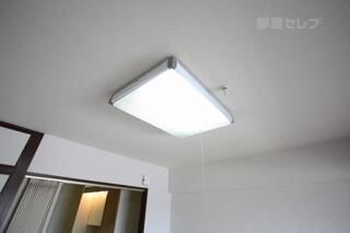 照明が付いています。