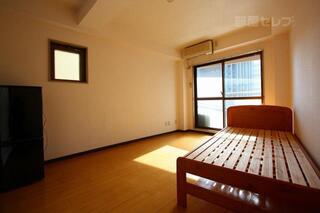 二面採光で明るいお部屋です。