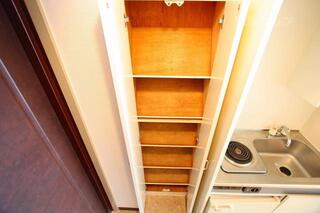 オシャレな下駄箱付です。