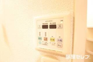 浴室乾燥機も付いています