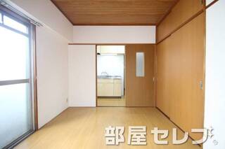 違う角度からの寝室。