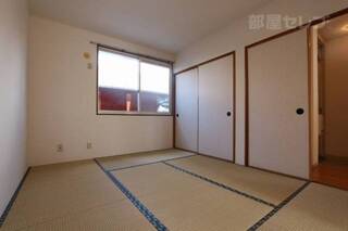 玄関側和室6畳