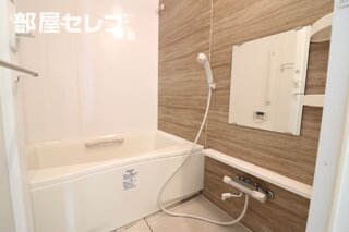 201の画像を使用しています。