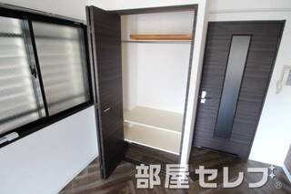 クローゼット。