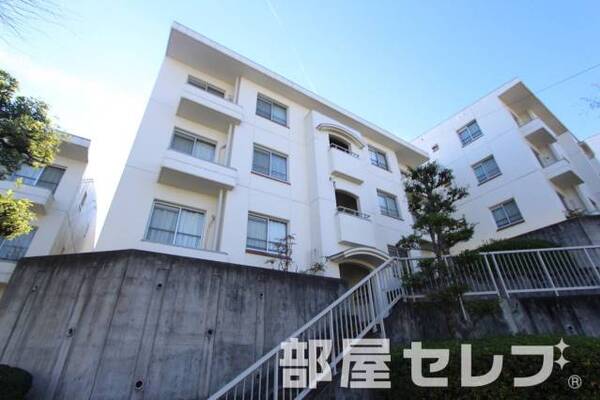 人気の分譲です。綺麗なマンションっていいよね。
