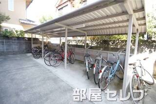 自転車置場。