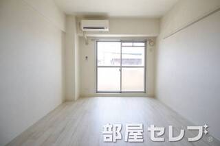違う角度からの居室。