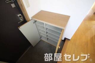 シューズボックス付きは嬉しいですね。