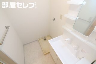 ※403号室内装写真参照