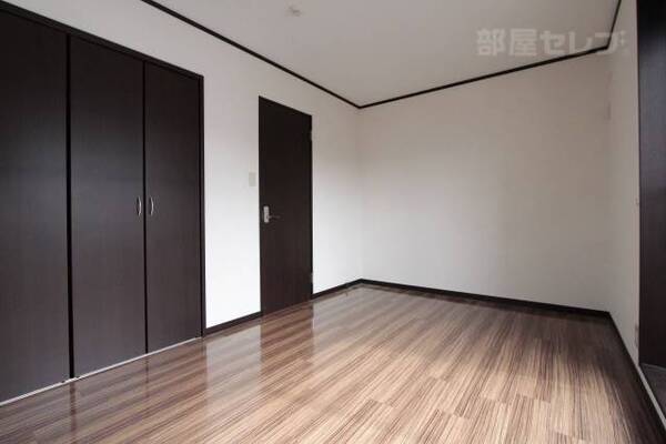 ※A号室室内参照