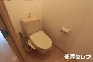 ウォシュレット付きのお手洗い。
