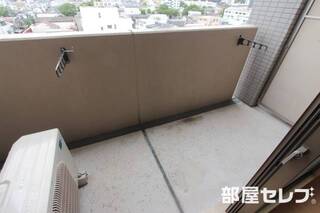 バルコニーも広めです。