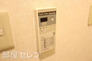浴室乾燥機もあります。