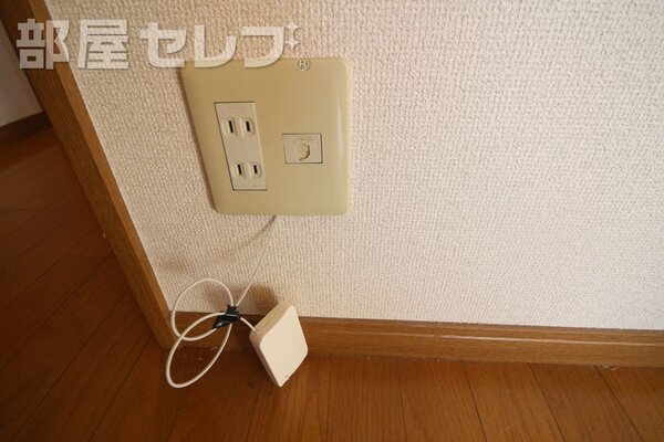 キッチン上の収納です。