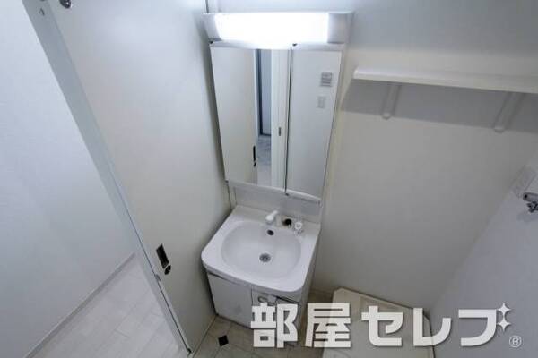 使い勝手のよい洗面台です。
