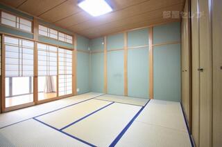 南側の和室です。
