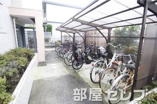 自転車置場。