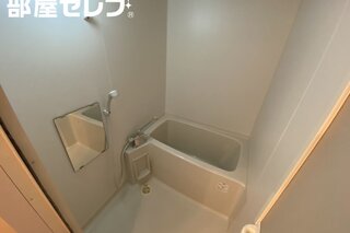 ※803号室内装写真参照
