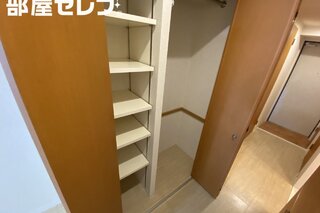 ※803号室内装写真参照