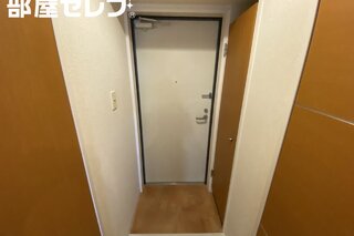 ※803号室内装写真参照