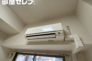 ※803号室内装写真参照