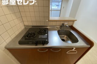 ※803号室内装写真参照