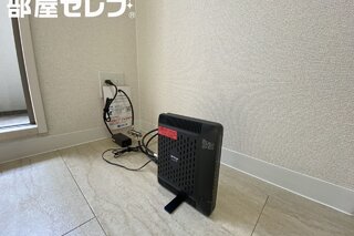 ※803号室内装写真参照