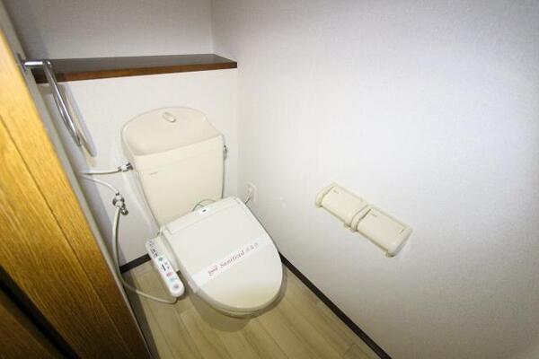 温水洗浄便座です