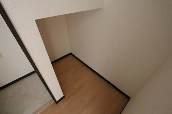 ※B号室の写真参照