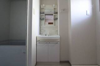 ※402号室内装写真参照