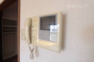 ※402号室内装写真参照