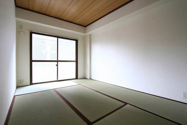 反転タイプのお部屋の写真です。