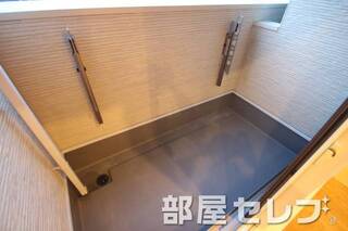 洗濯物が隠せれます。