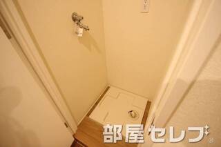 室内洗濯機置き場。