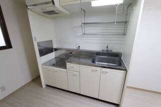 402号室