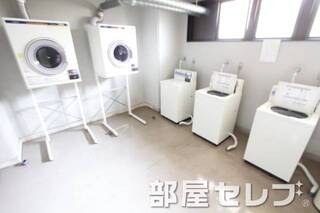 入居者専用コインランドリー完備。