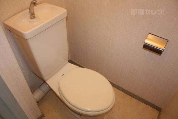 清潔感のあるトイレです。