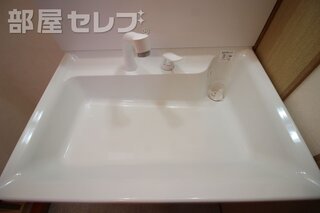 日当たりのよいお部屋で昼寝でも。