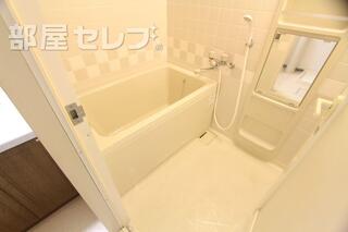 シンプルで使いやすいお風呂場です。